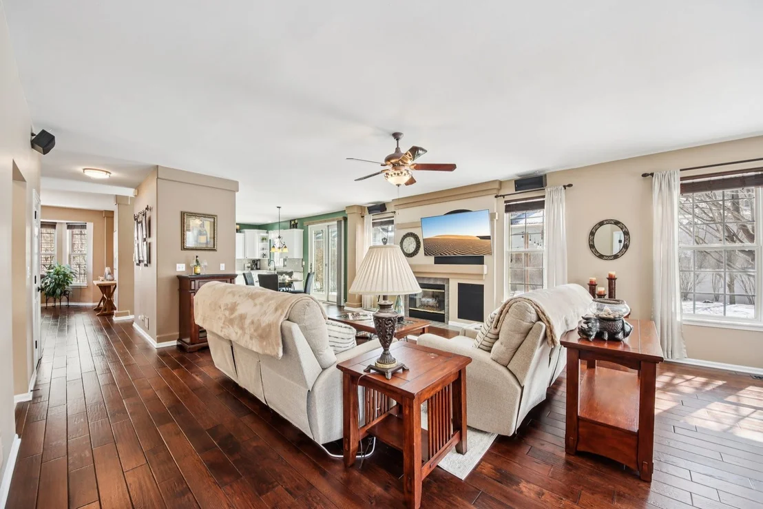 Photo of 1195 Hadley Circle