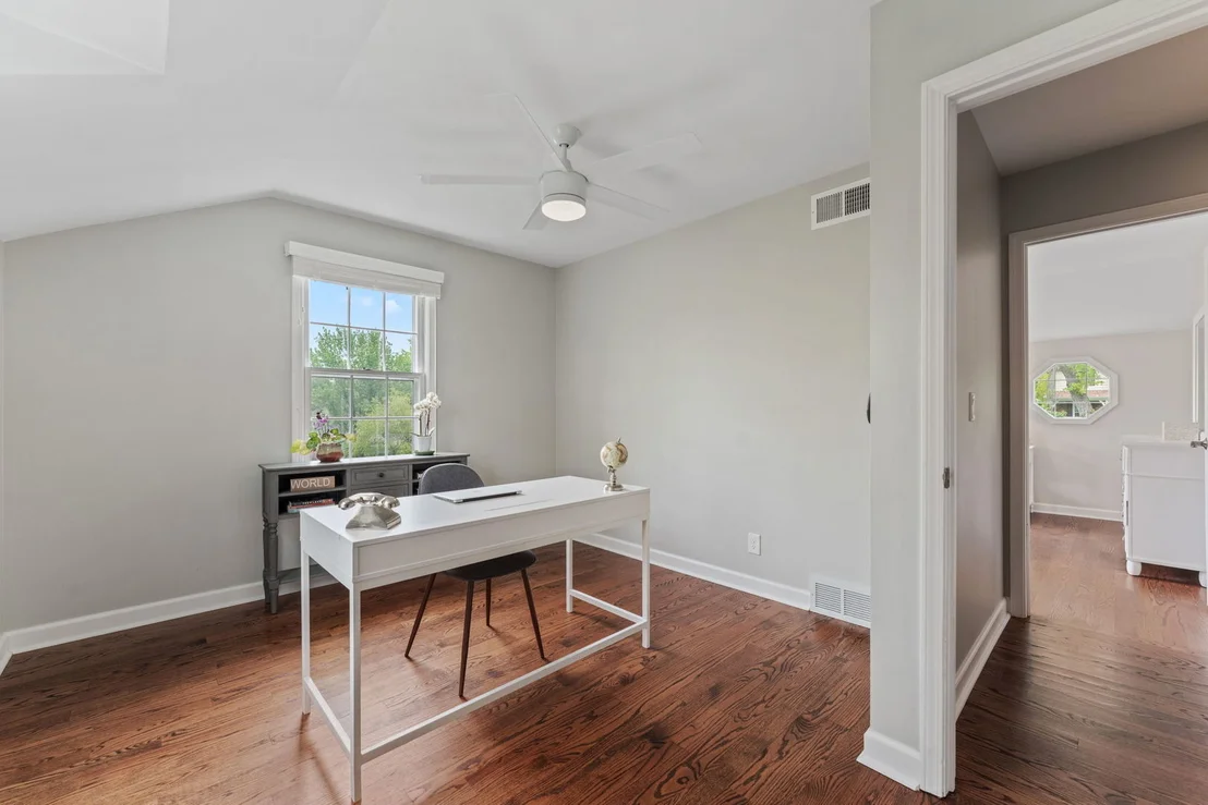 Photo of 635 Oakview Drive
