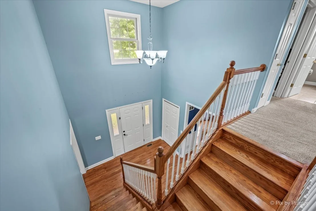 Photo of 810 Woodridge Trail
