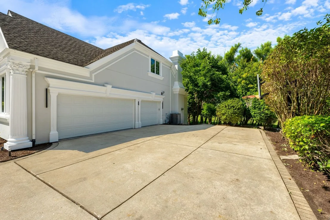 Photo of 4303 Royal Fox Drive