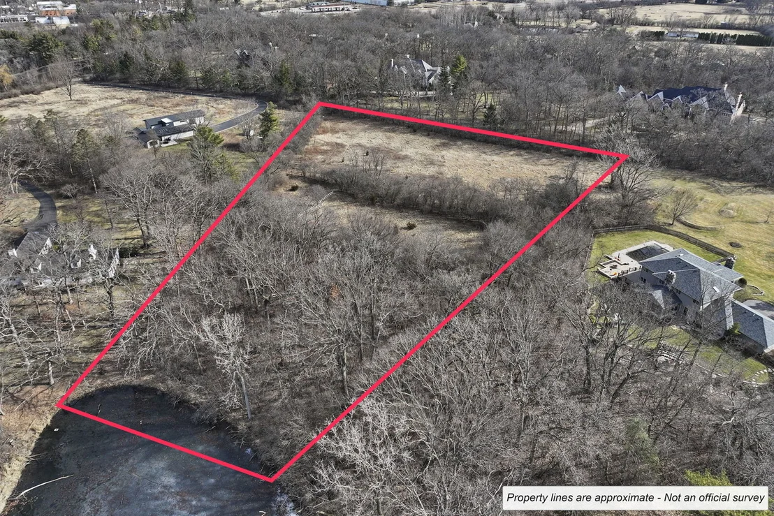 Photo of 599 N Plum Tree Road