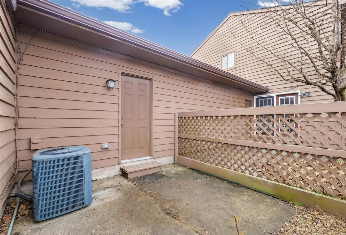 Photo of Unit 2111 at 2111 Sunview Drive