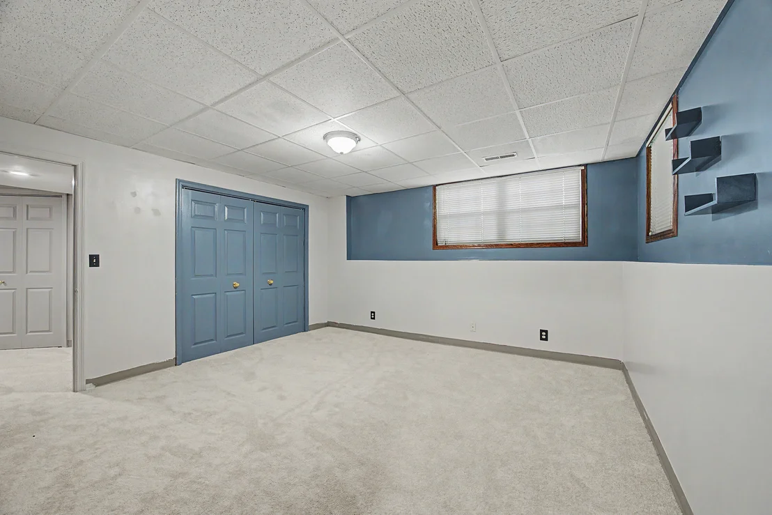 Photo of 1297 N Forrest Drive