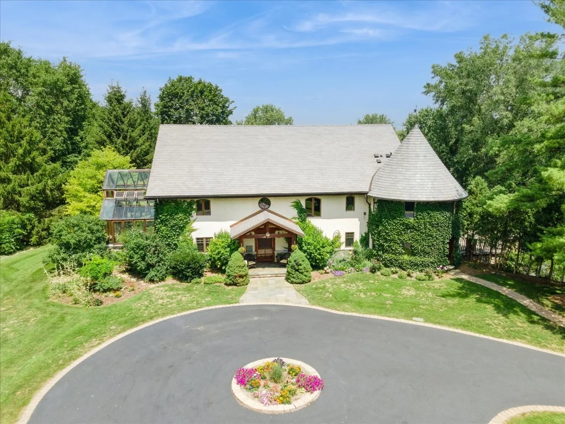 Photo of 236 Steeplechase Road
