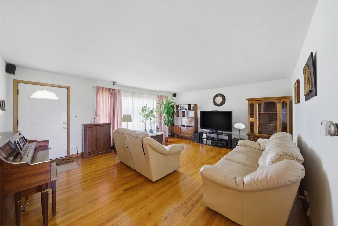 Photo of 380 Barron Boulevard