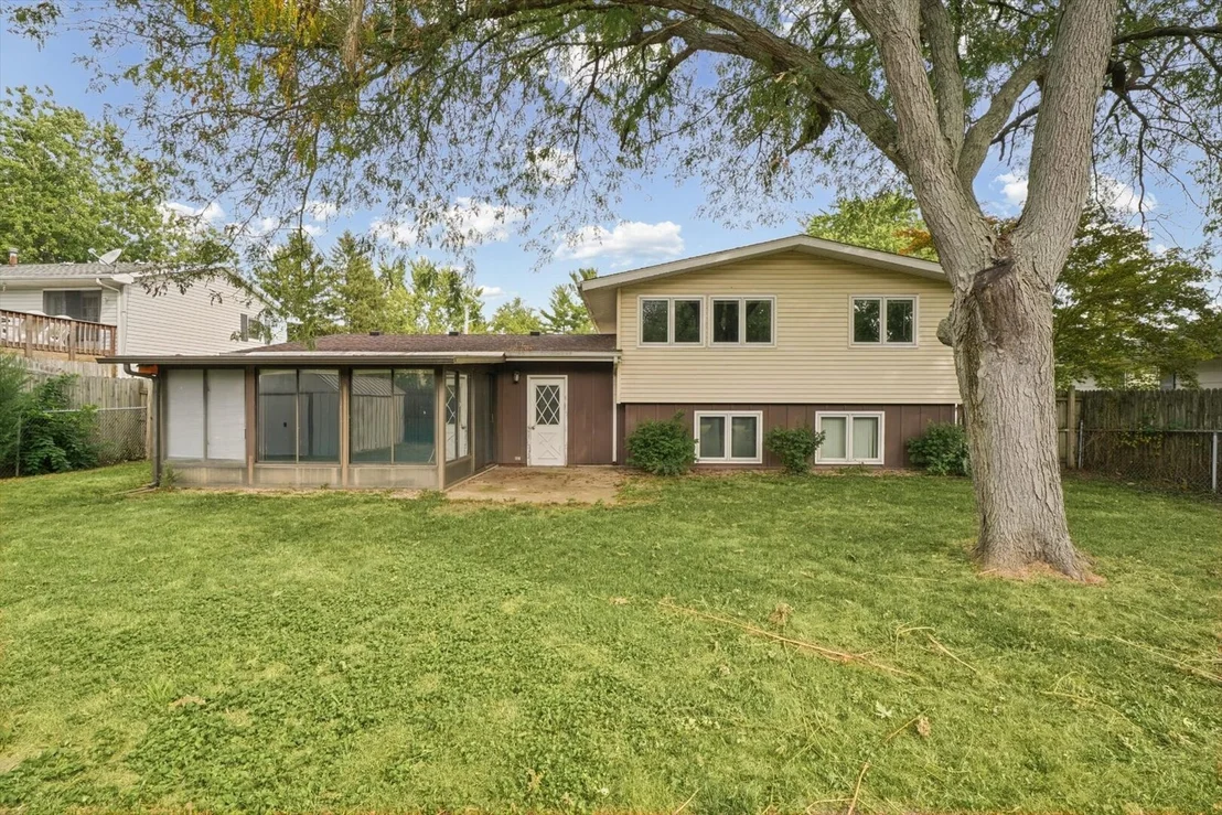 Photo of 814 Pinecrest Drive