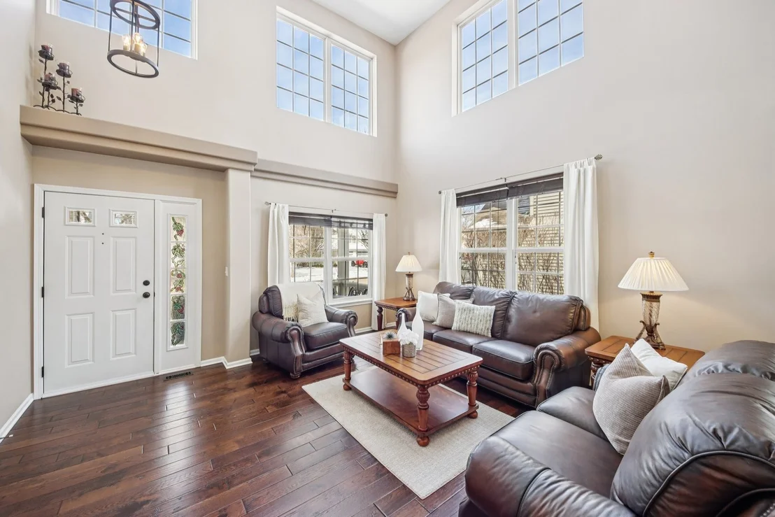 Photo of 1195 Hadley Circle