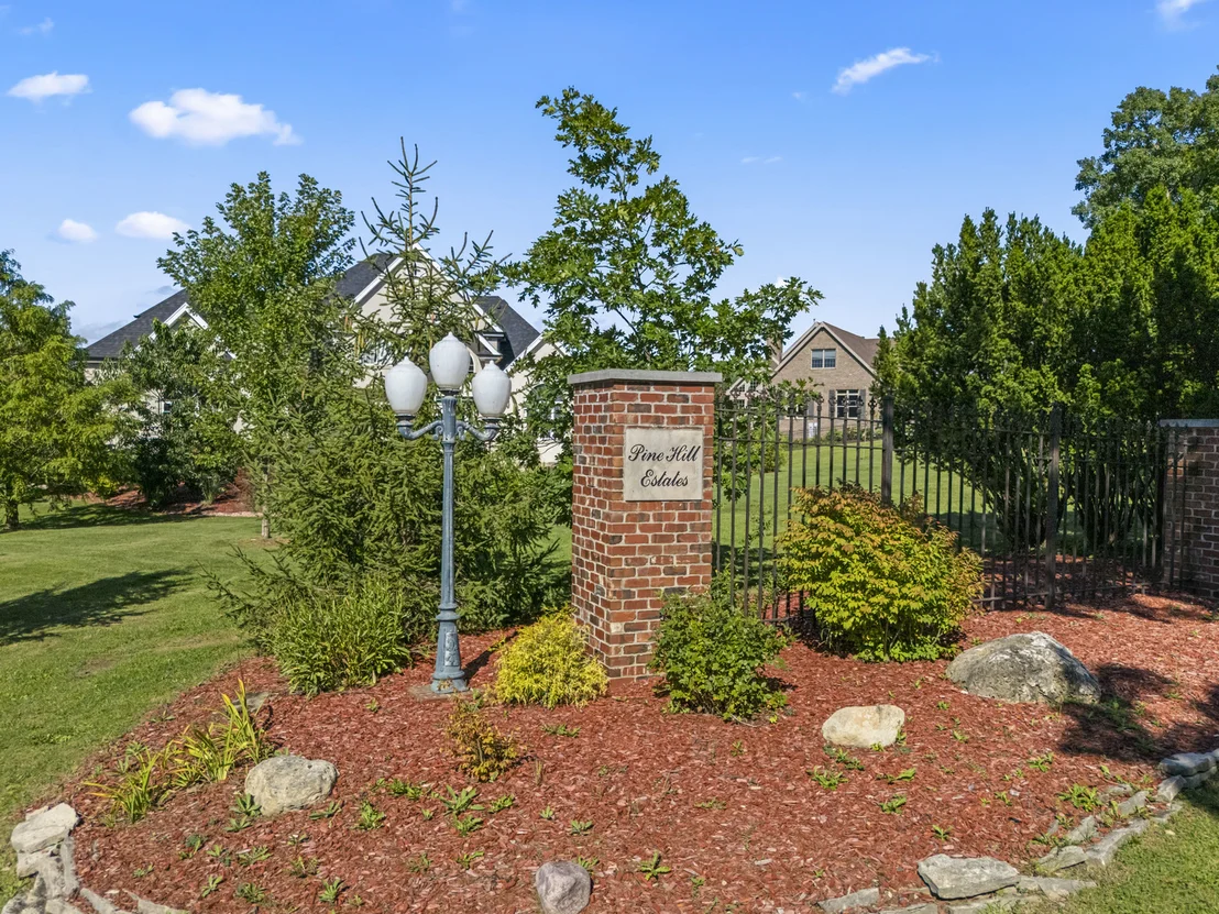 Photo of 16604 Pine Hill Drive