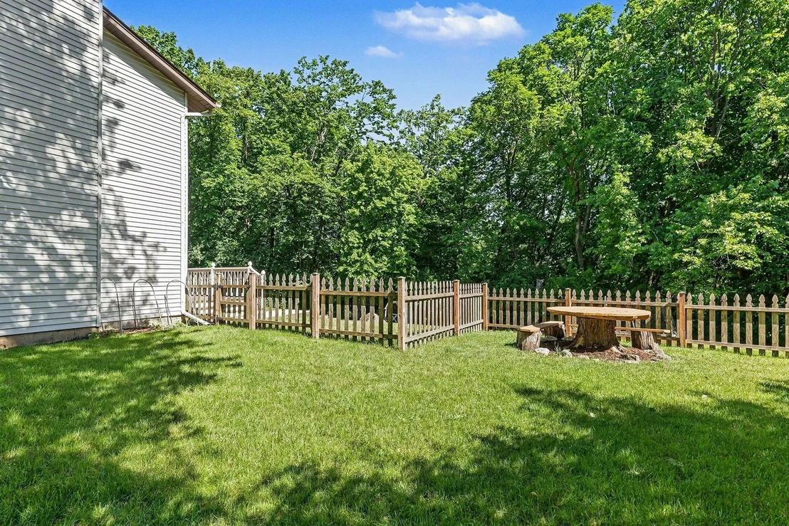 Photo of 640 Clearview Court