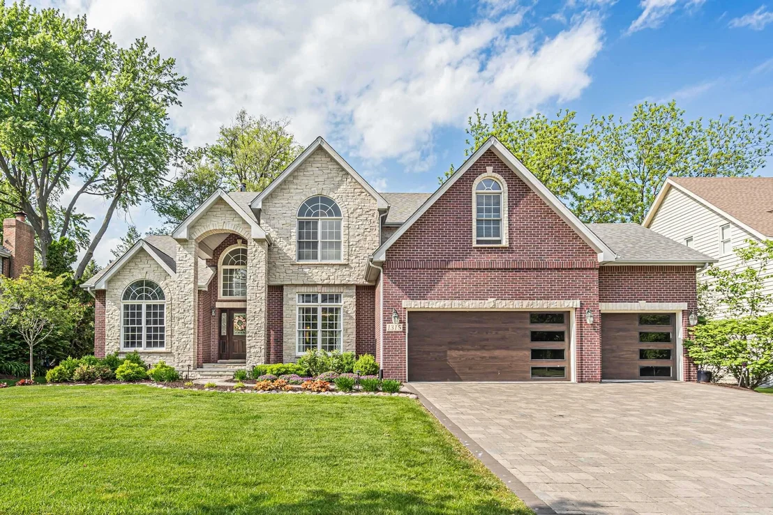 Photo of 1315 Dunrobin Road