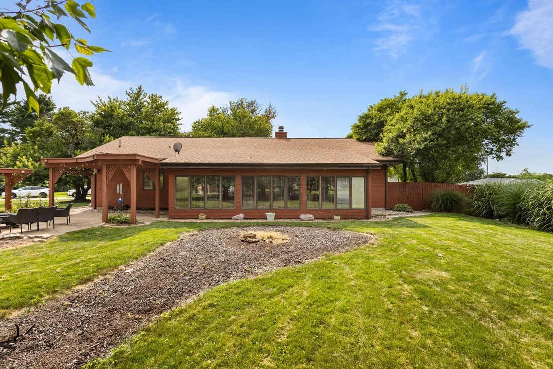 Photo of 2106 Hagan Boulevard