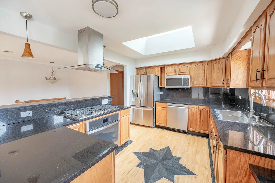 Photo of 6524 Cedar Road