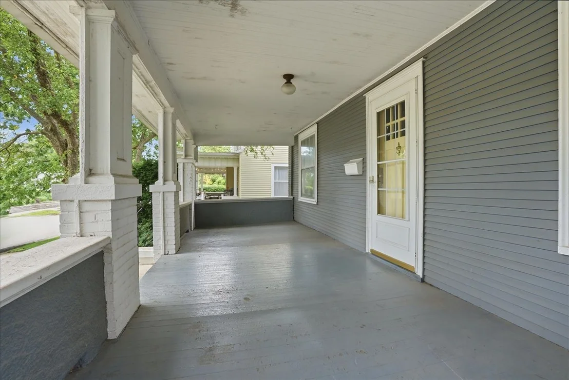 Photo of 104 Fairview Avenue