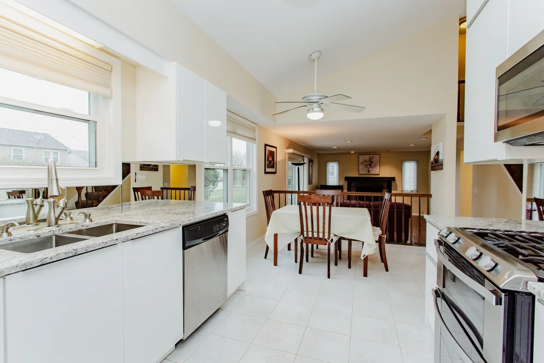 Photo of 814 Dunhill Drive