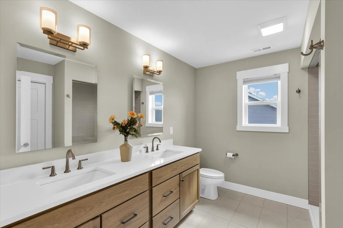 Photo of 1403 Winterberry Road