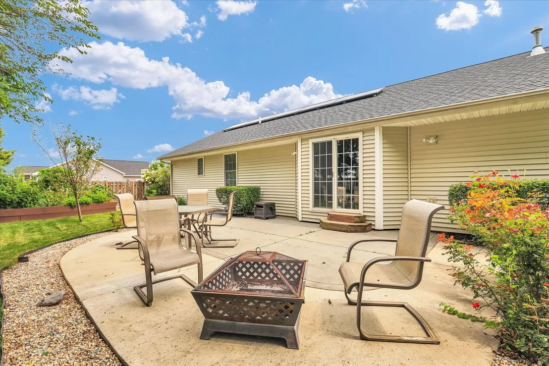 Photo of 2509 N Skyline Drive