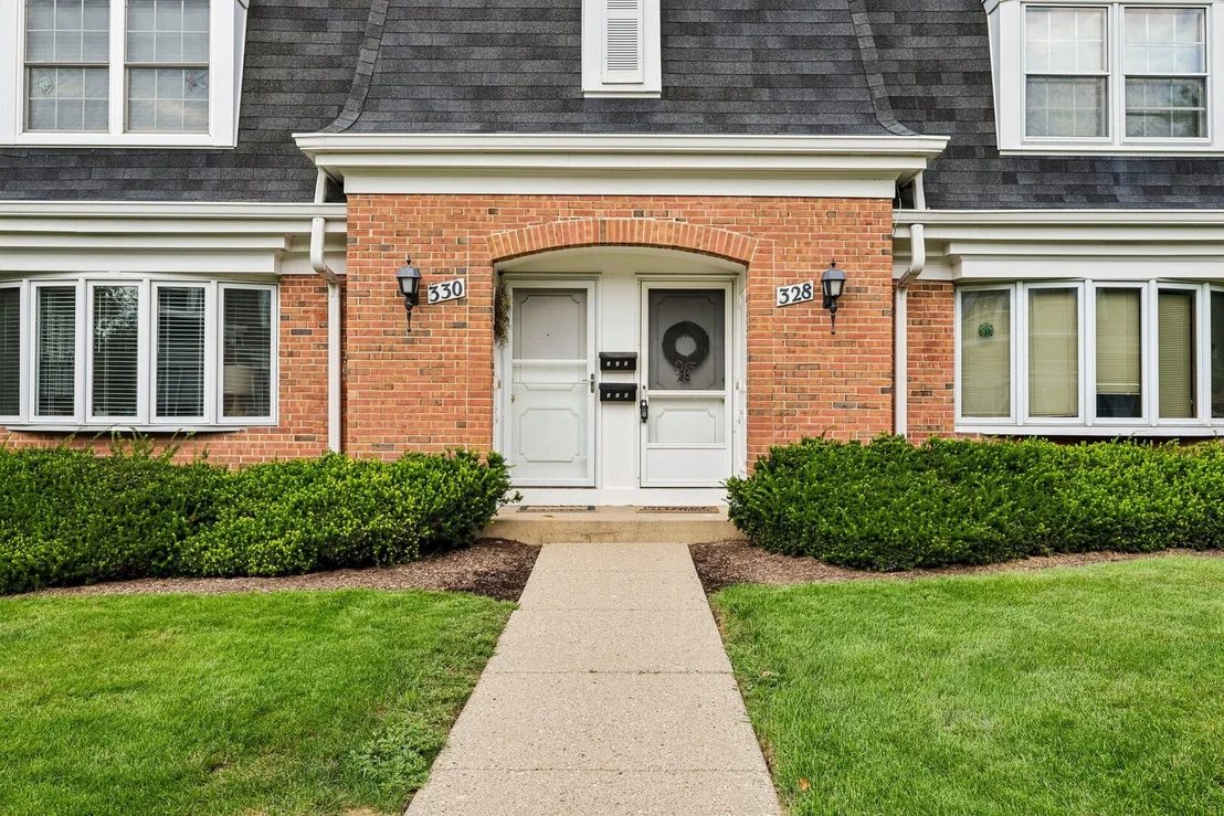 Photo of 328 Eastern Avenue