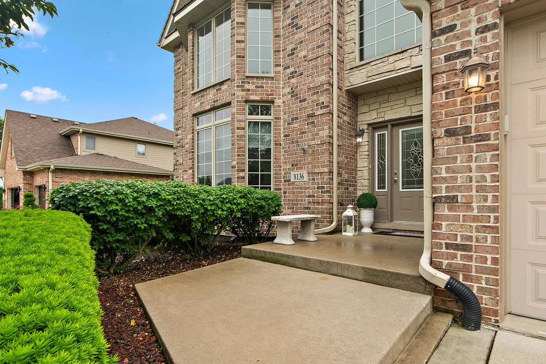 Photo of 8136 ABERDEEN Drive