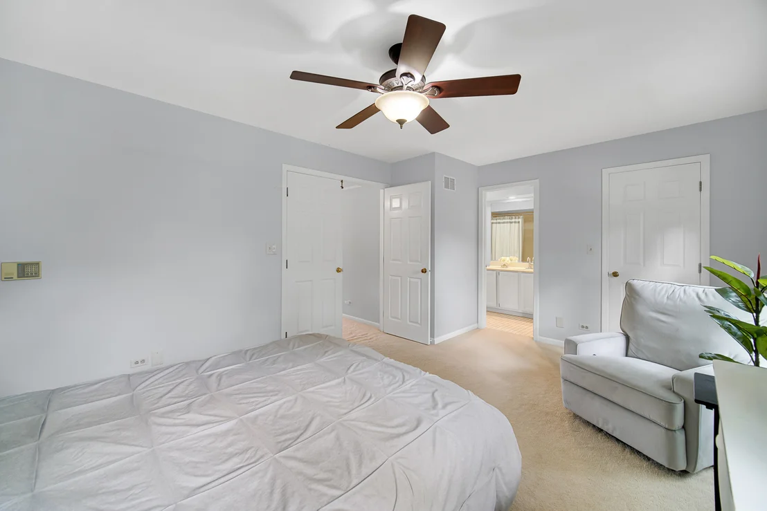 Photo of 9054 Forestview Road
