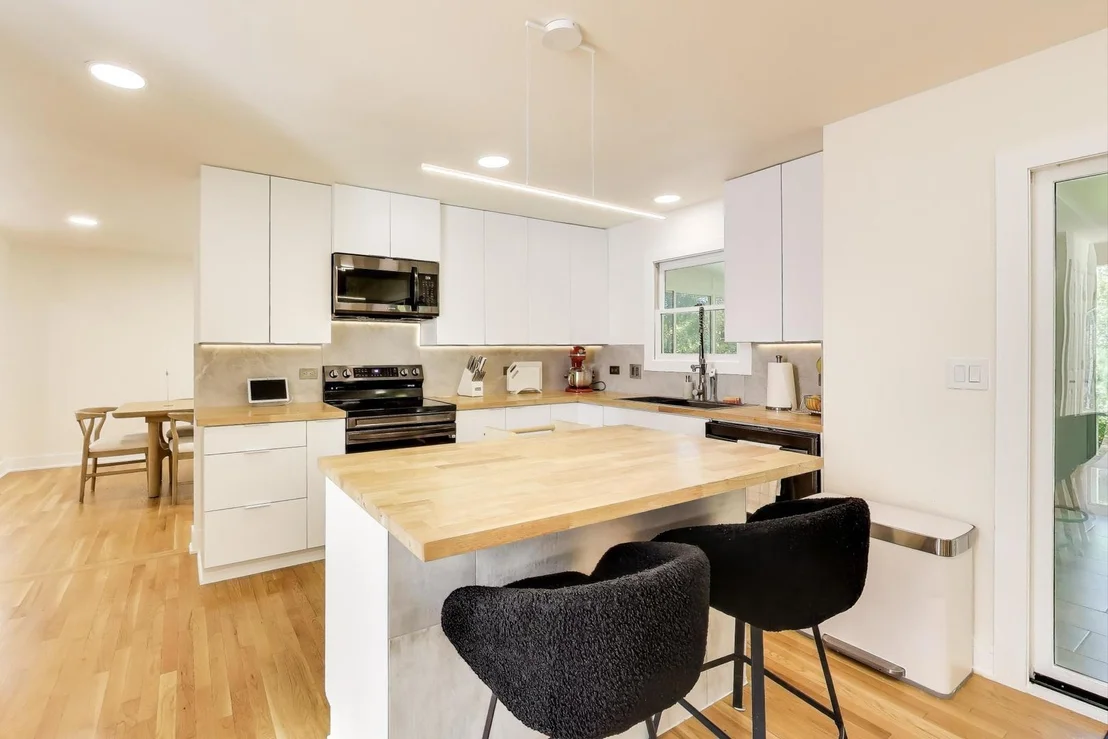 Photo of 405 Windham Trail