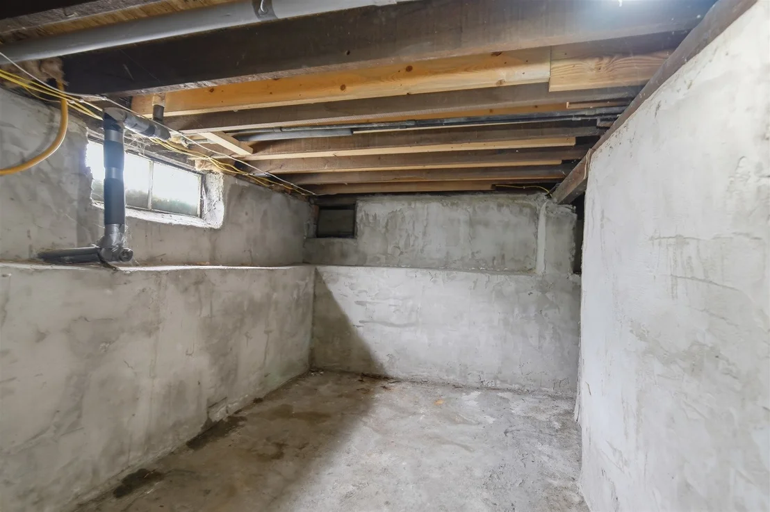 Photo of 357 W 3rd Street