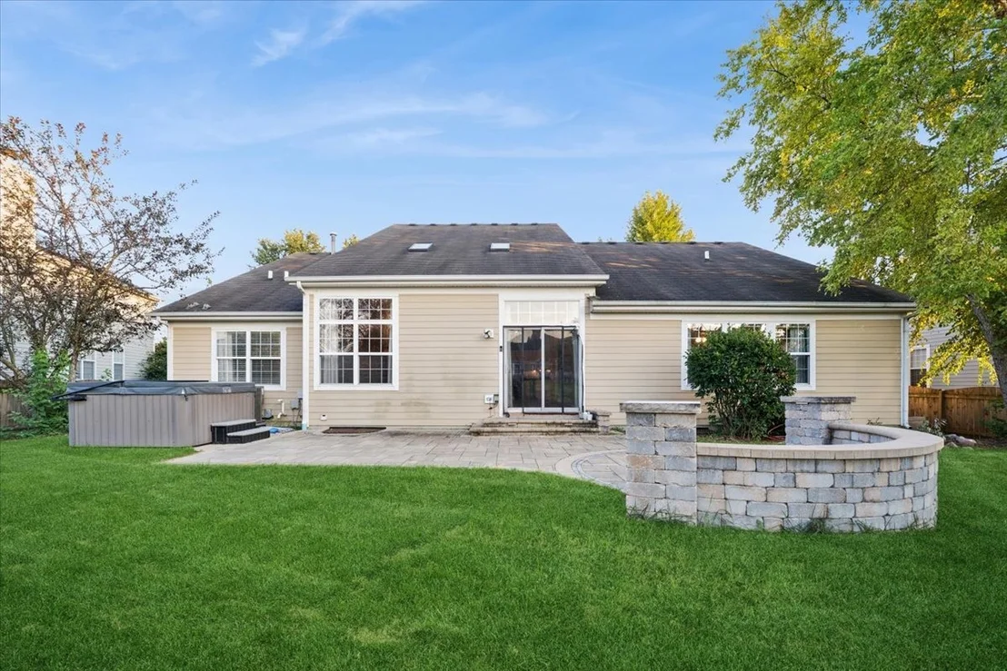 Photo of 332 Red Rock Lane