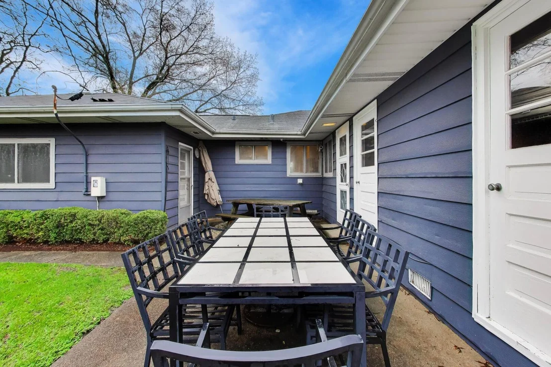 Photo of 202 Grove Place