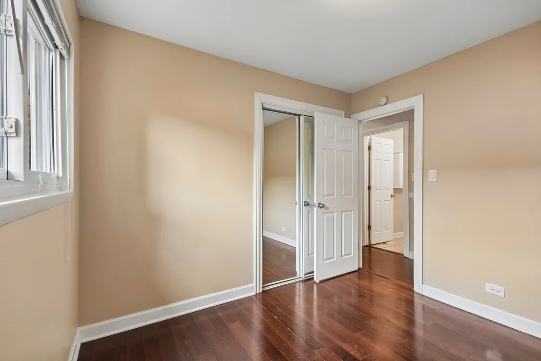 Photo of 385 ANNE Terrace