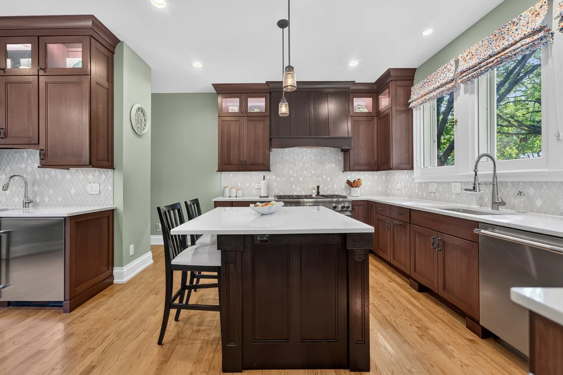 Photo of 729 W Downer Place