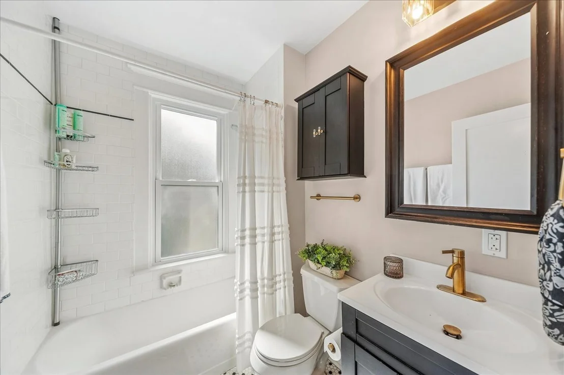 Photo of 571 Anthony Street