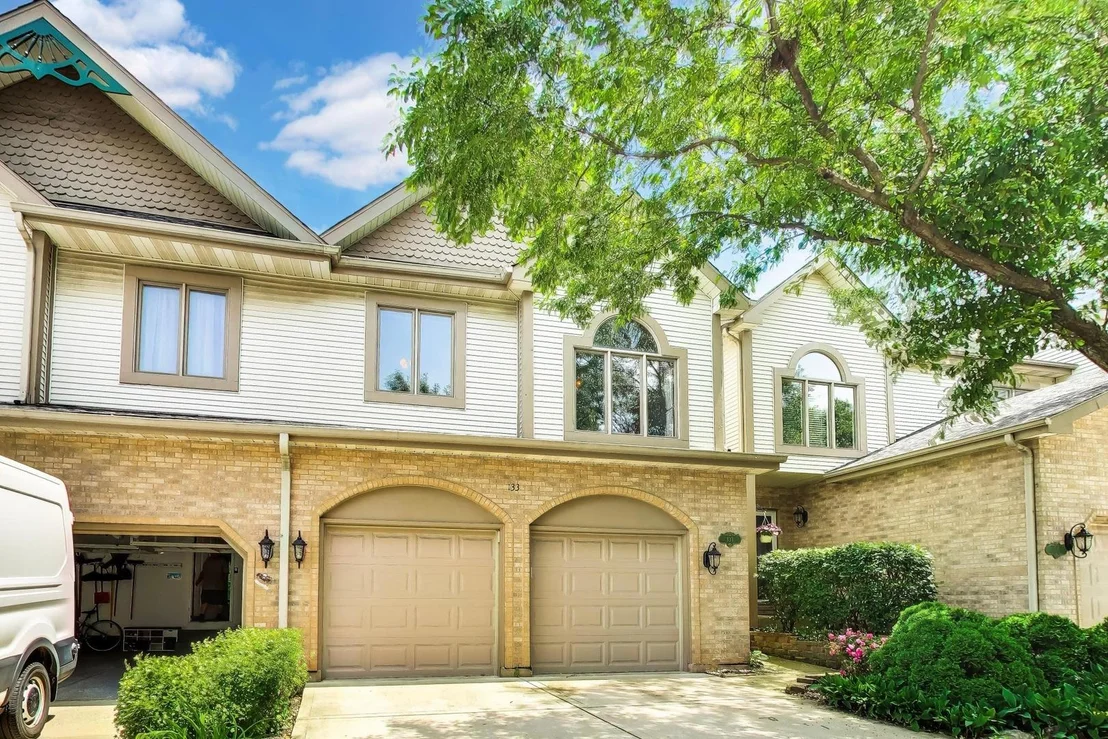 Photo of 133 Schiller Place