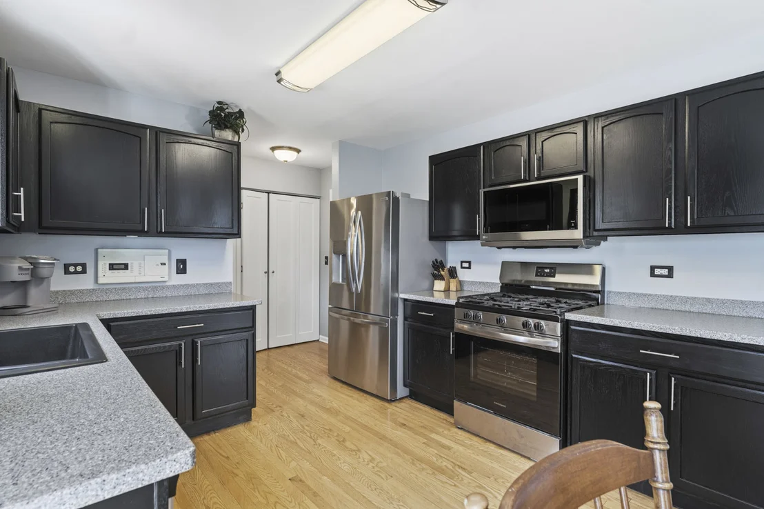 Photo of 39907 Walton Lane