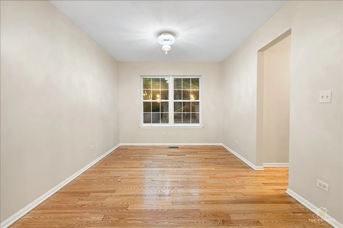 Photo of 7 Eagle Court
