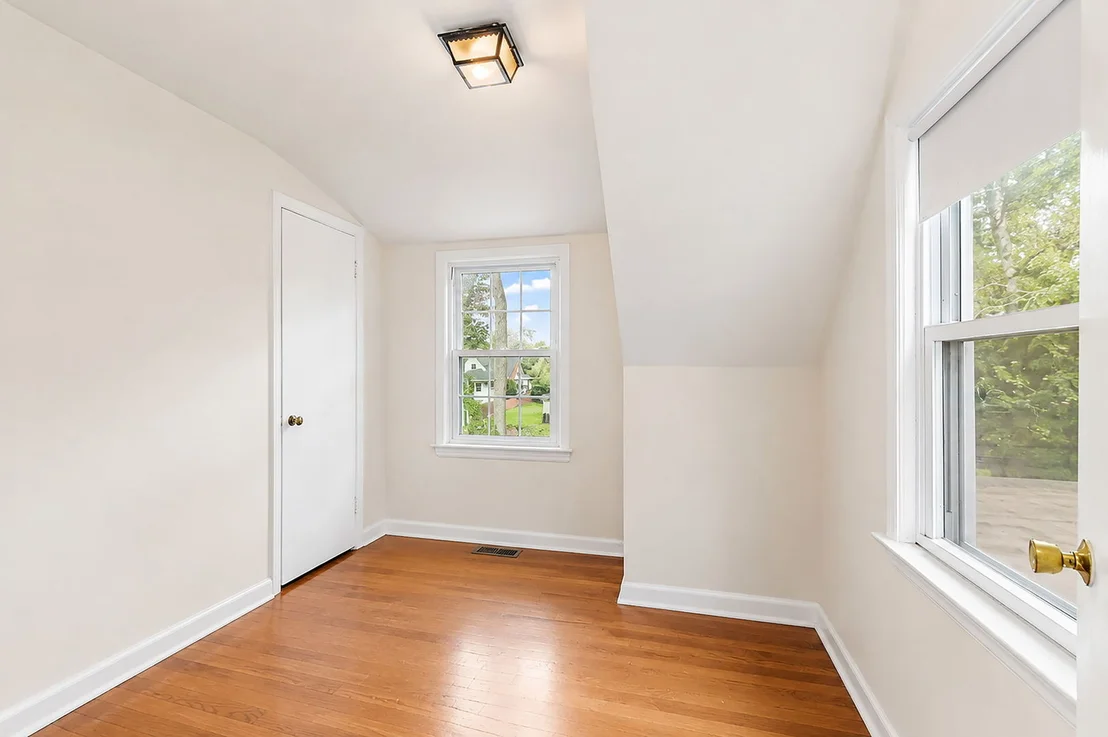Photo of 369 N Walnut Street