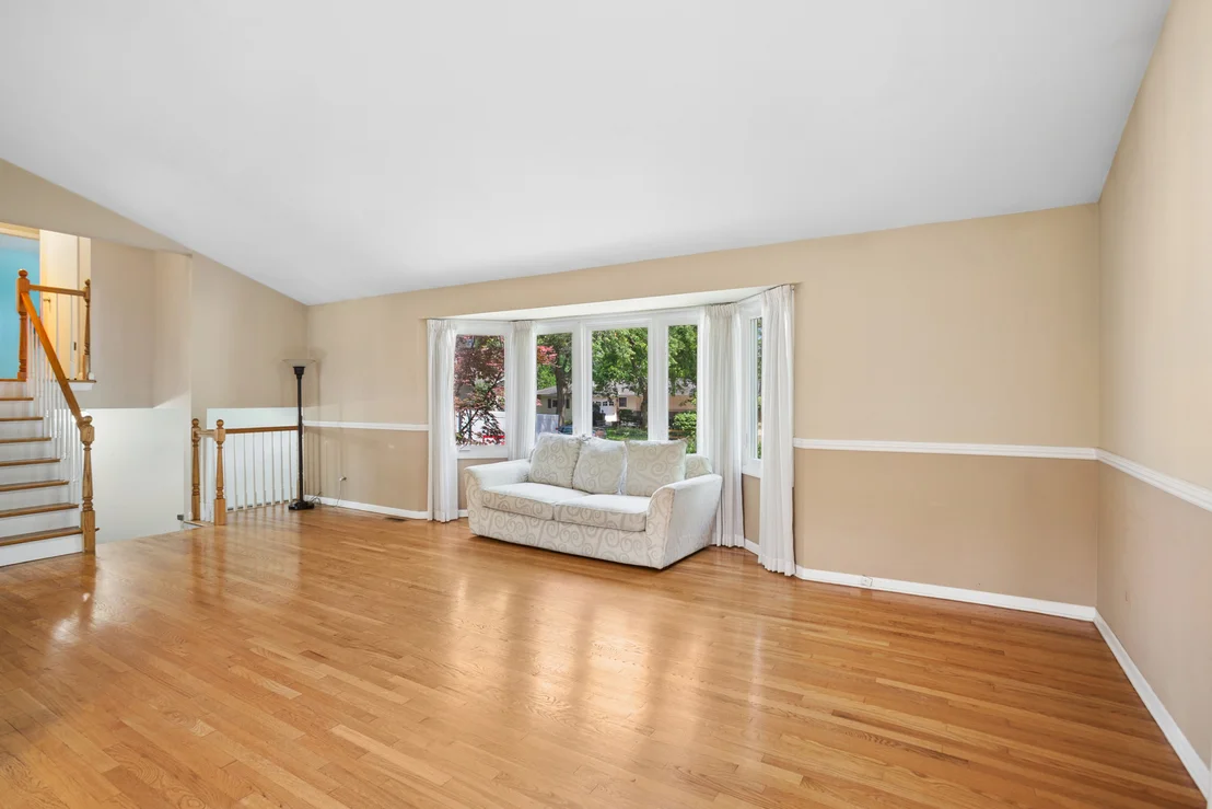 Photo of 1512 Executive Lane
