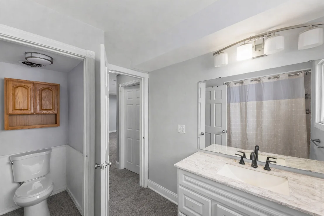 Photo of 916 Barber Lane