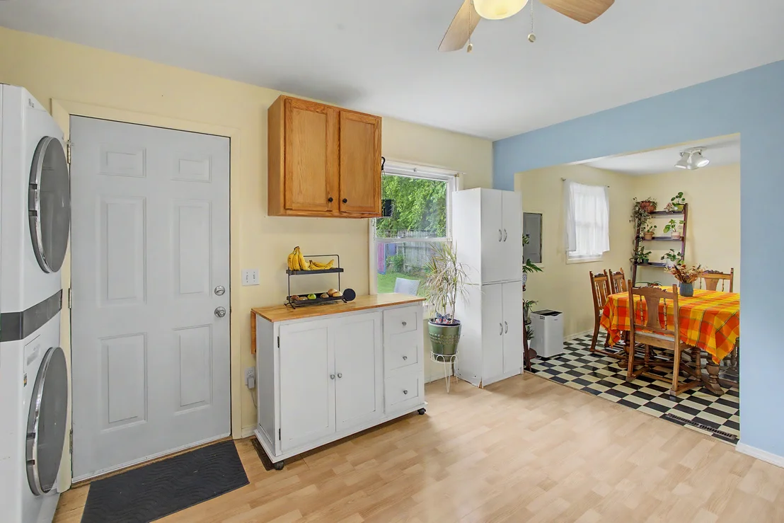 Photo of 1205 Philo Road