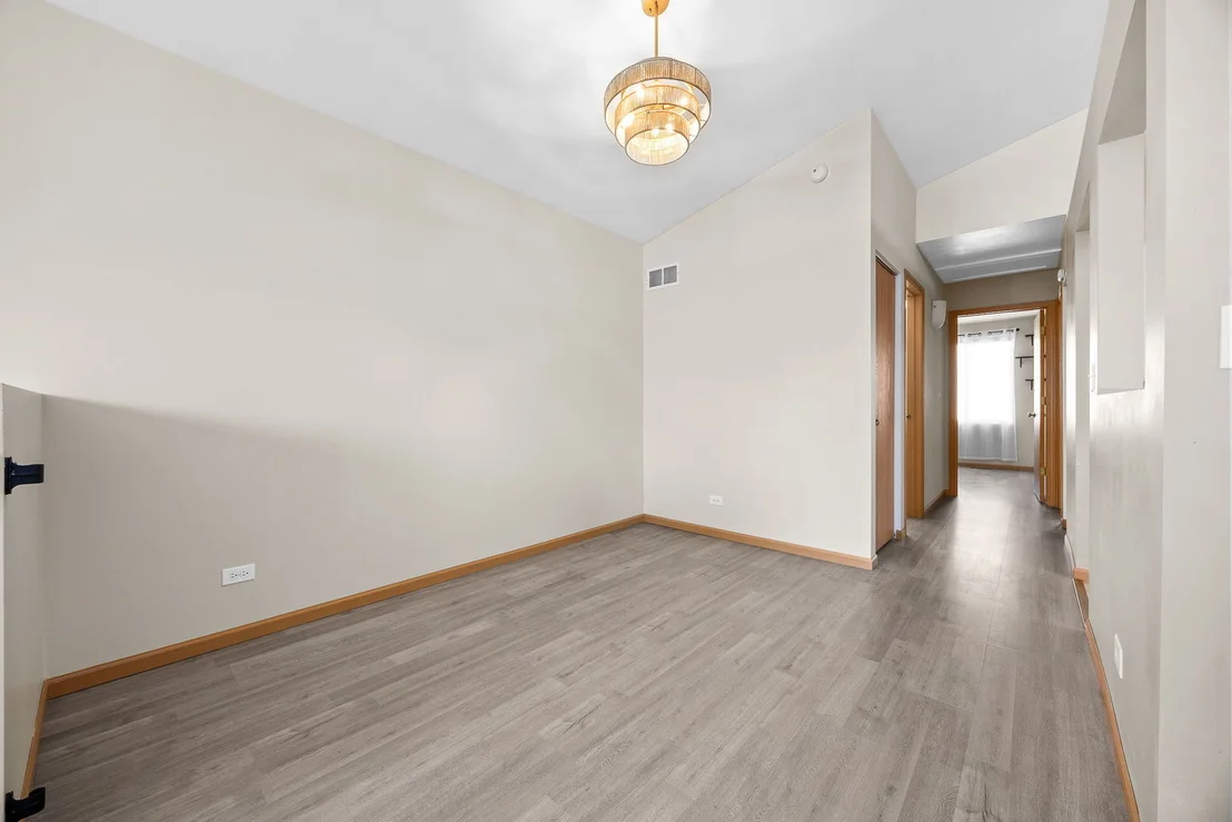 Photo of 674 Four Seasons Boulevard