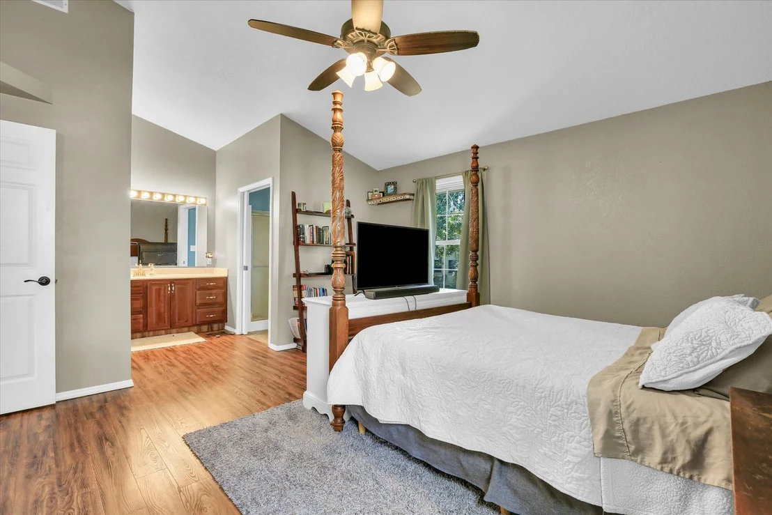 Photo of 301 N Spruce Drive