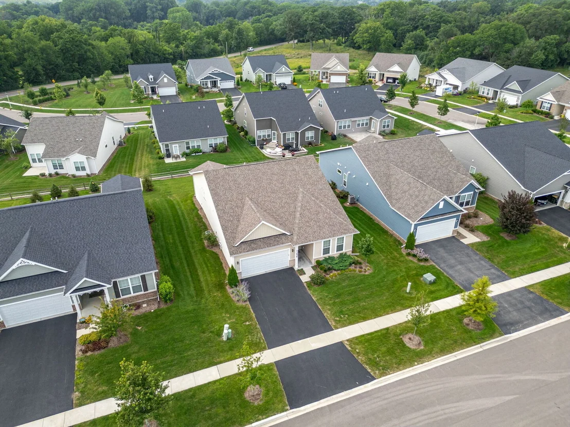 Photo of 1S056 Rhoads Way