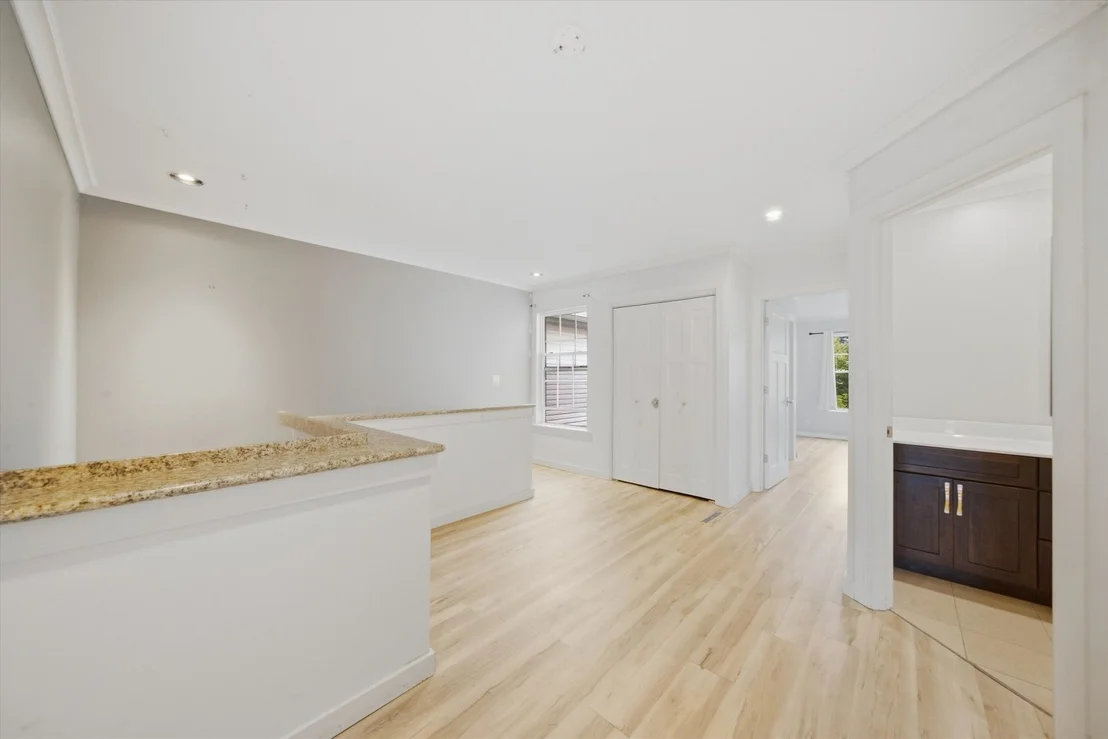 Photo of 512 N Fox Trail