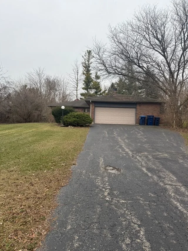 Photo of 39W607 Hemlock Drive