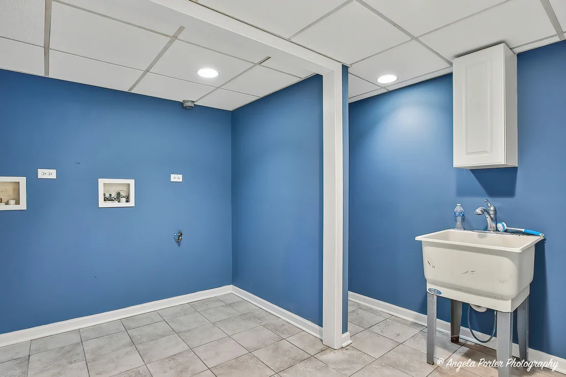 Photo of 410 WILLOW Road