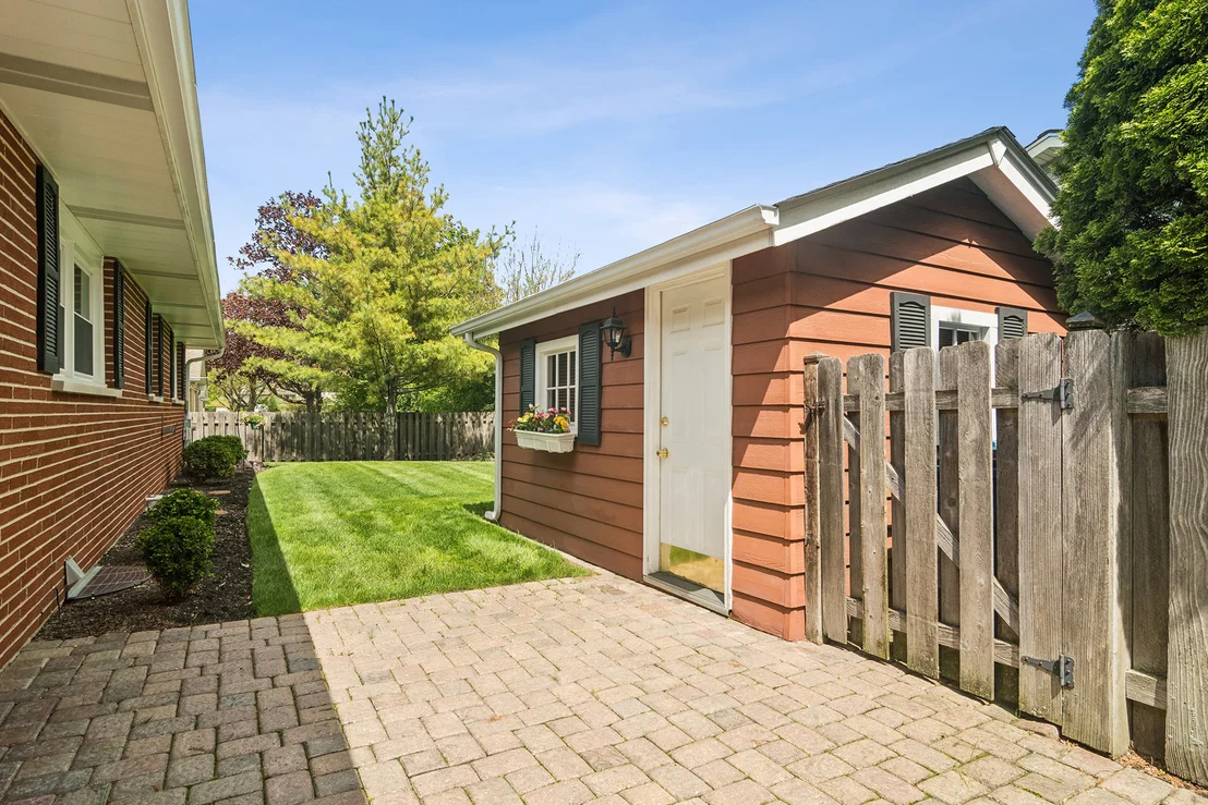 Photo of 1600 E Linden Lane