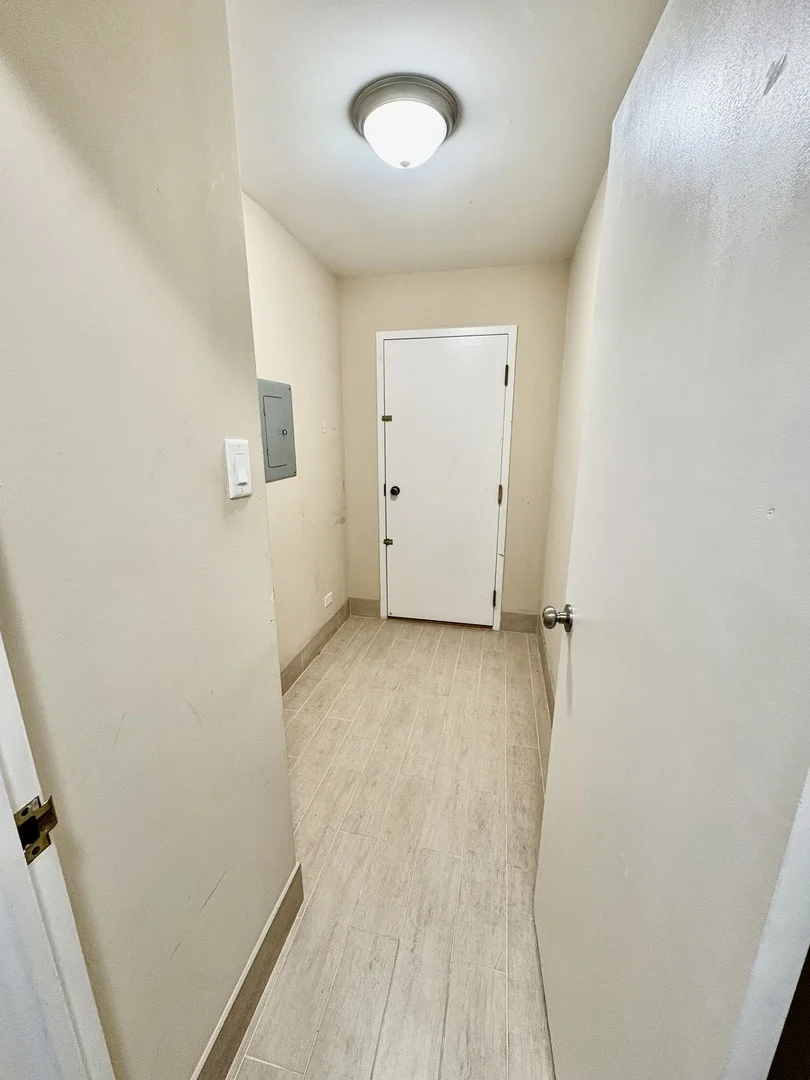 Photo of Unit 409 at 701 Forum Square