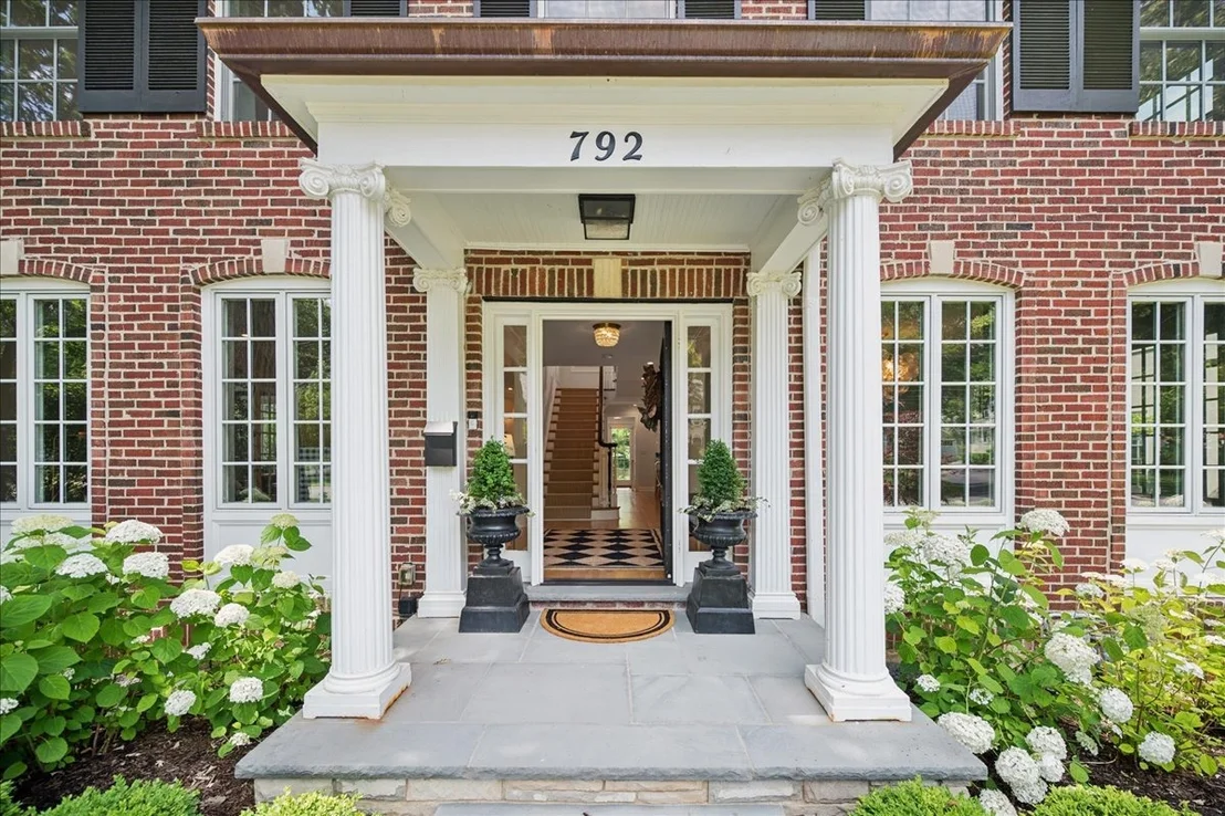 Photo of 792 Walden Road