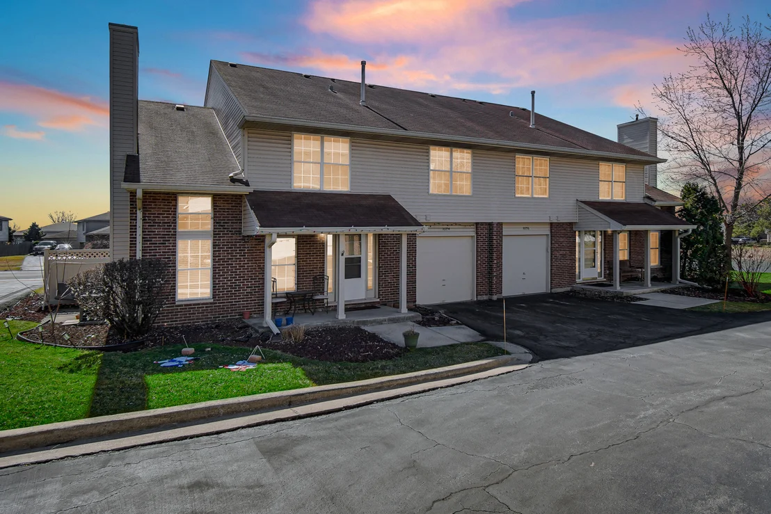 Photo of Unit 0 at 16054 85th Place