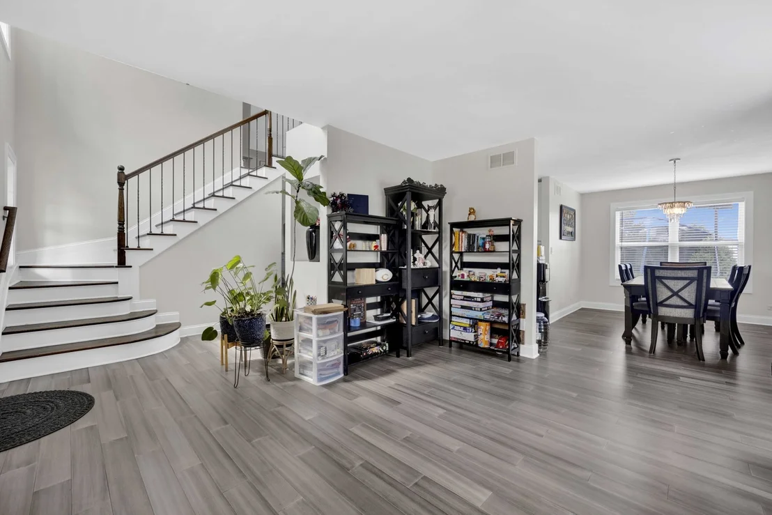 Photo of 6909 Twin Falls Drive
