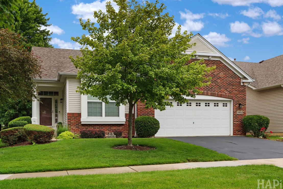 Photo of 5952 Leeds Road