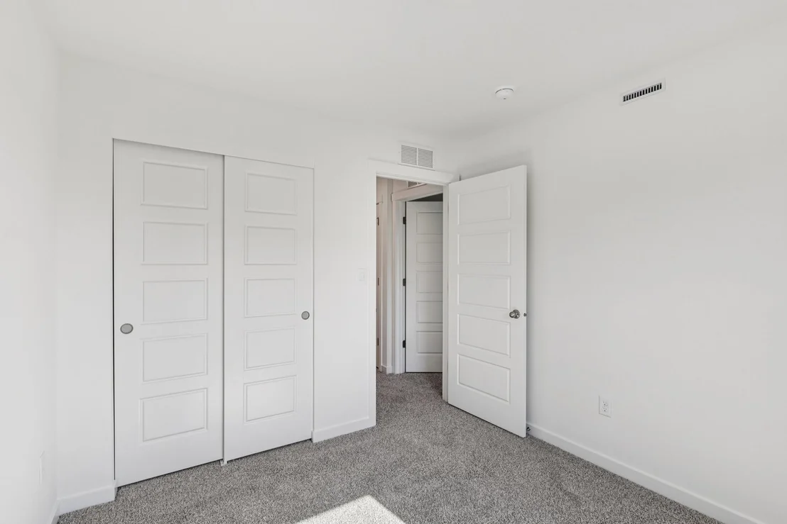 Photo of 1383 Oakfield Lane